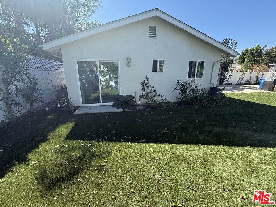 7512 Jamieson Ave Unit: 7510