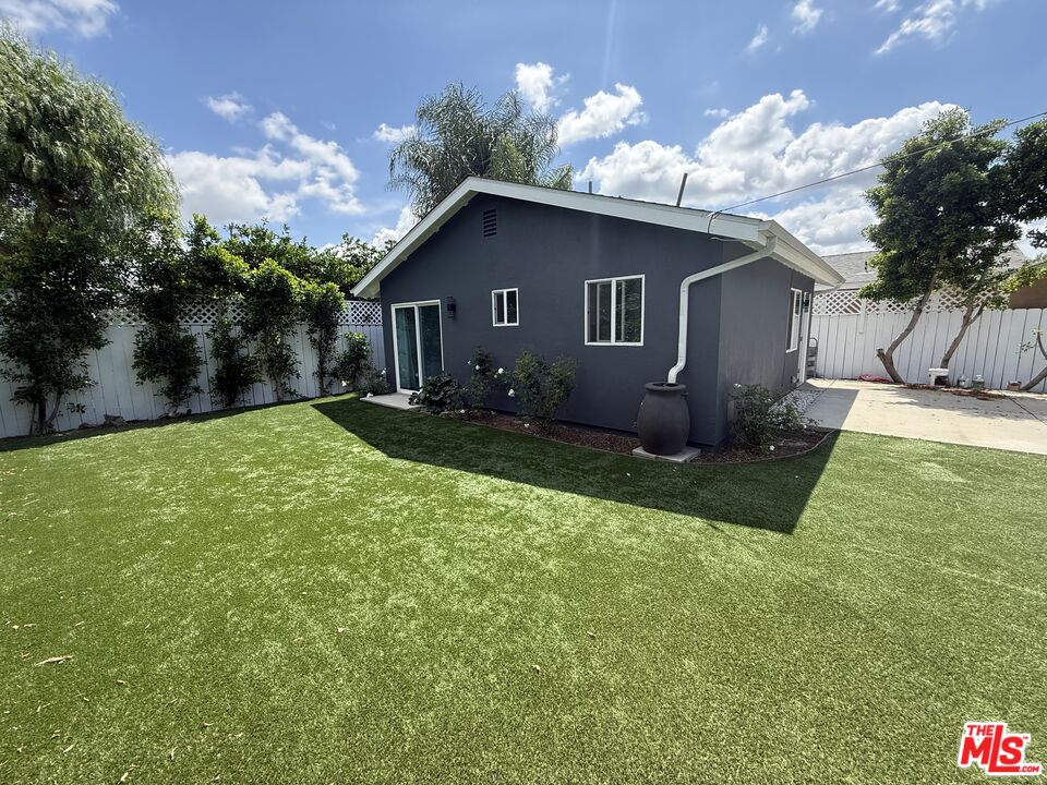 7512 Jamieson Ave Unit: 7510