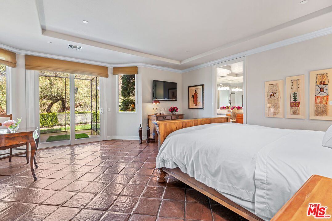 8018 Balcom Canyon Rd