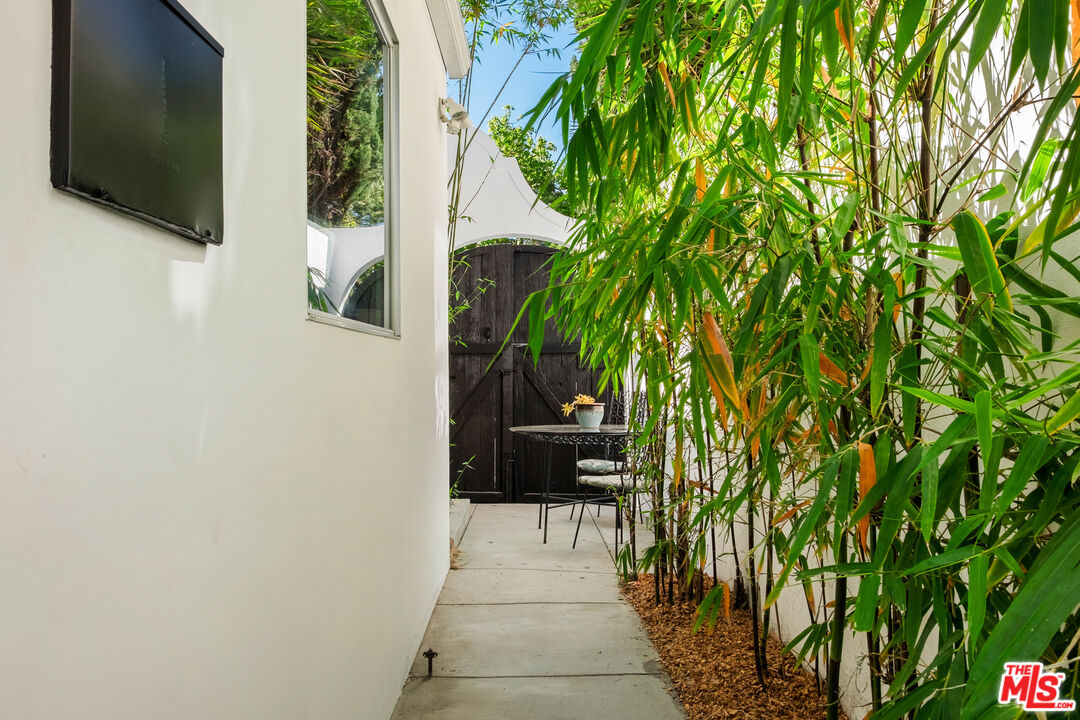 1240 N Spaulding Ave