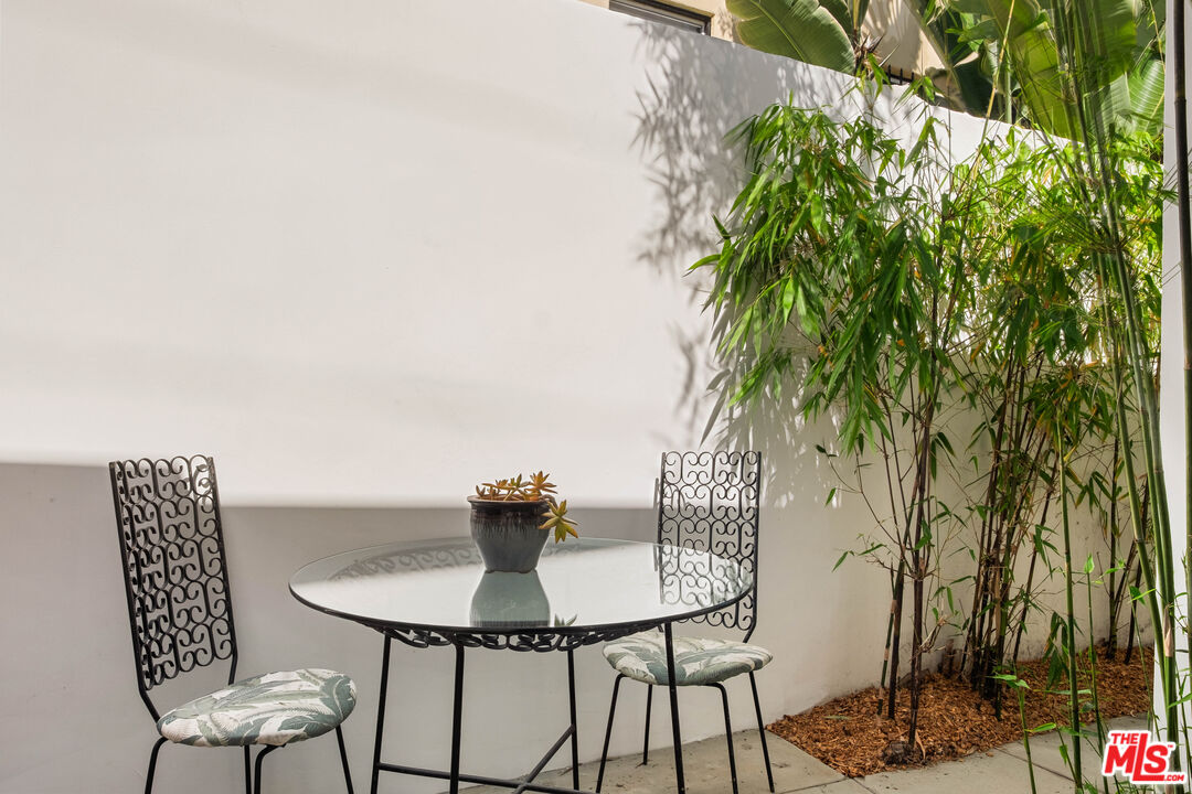 1240 N Spaulding Ave