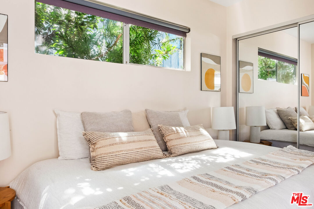 1240 N Spaulding Ave