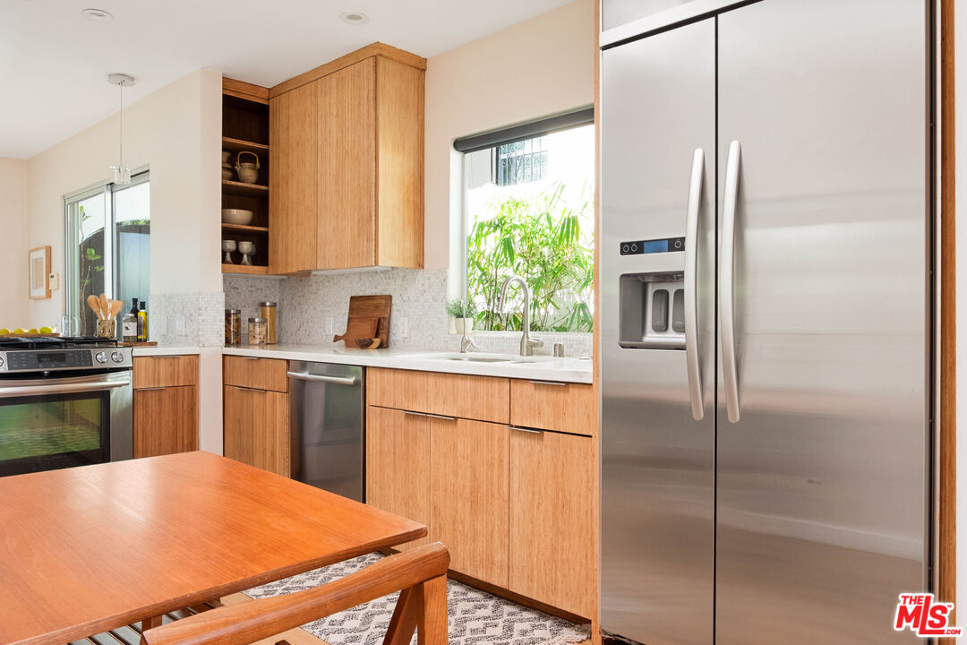 1240 N Spaulding Ave