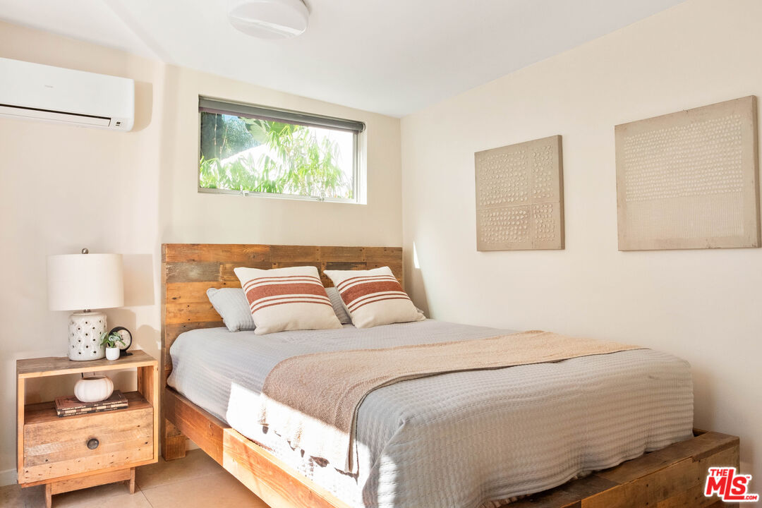 1240 N Spaulding Ave