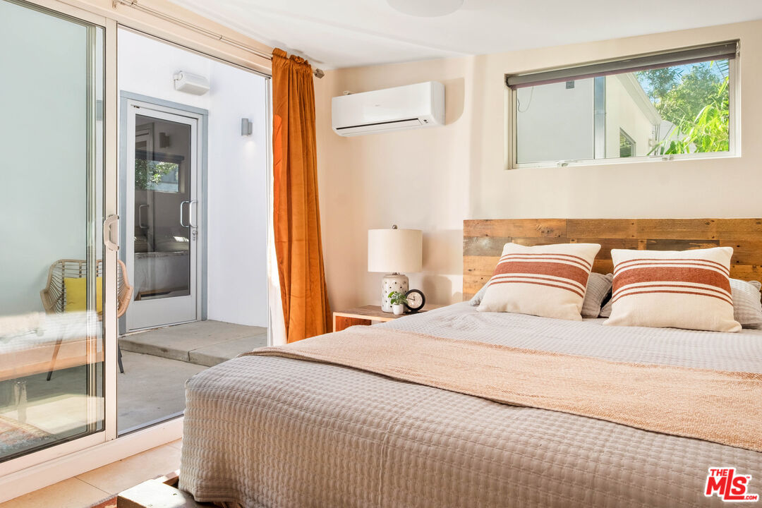 1240 N Spaulding Ave