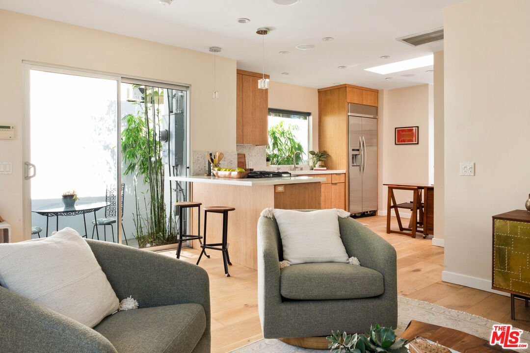 1240 N Spaulding Ave