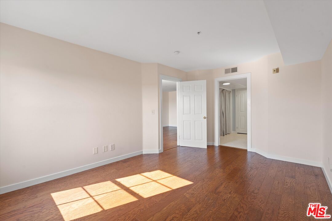 4755 Templeton St Unit: 2113