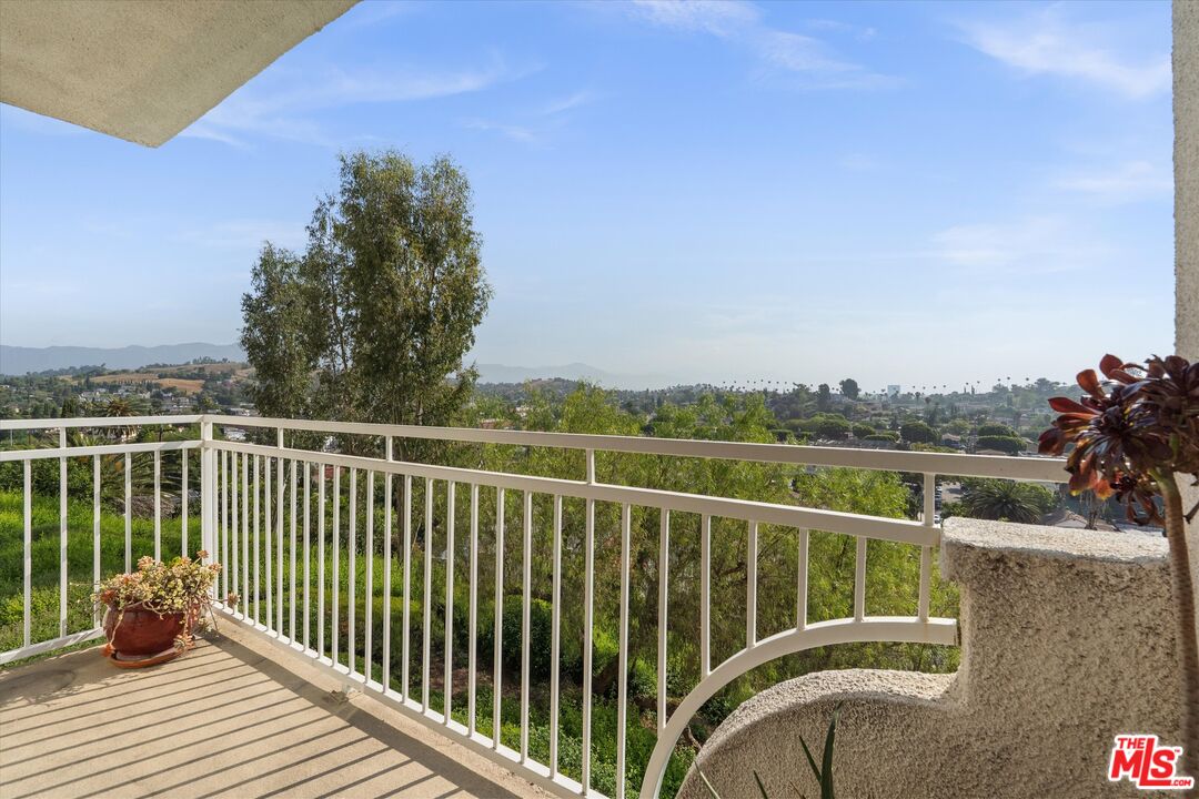 4755 Templeton St Unit: 2113