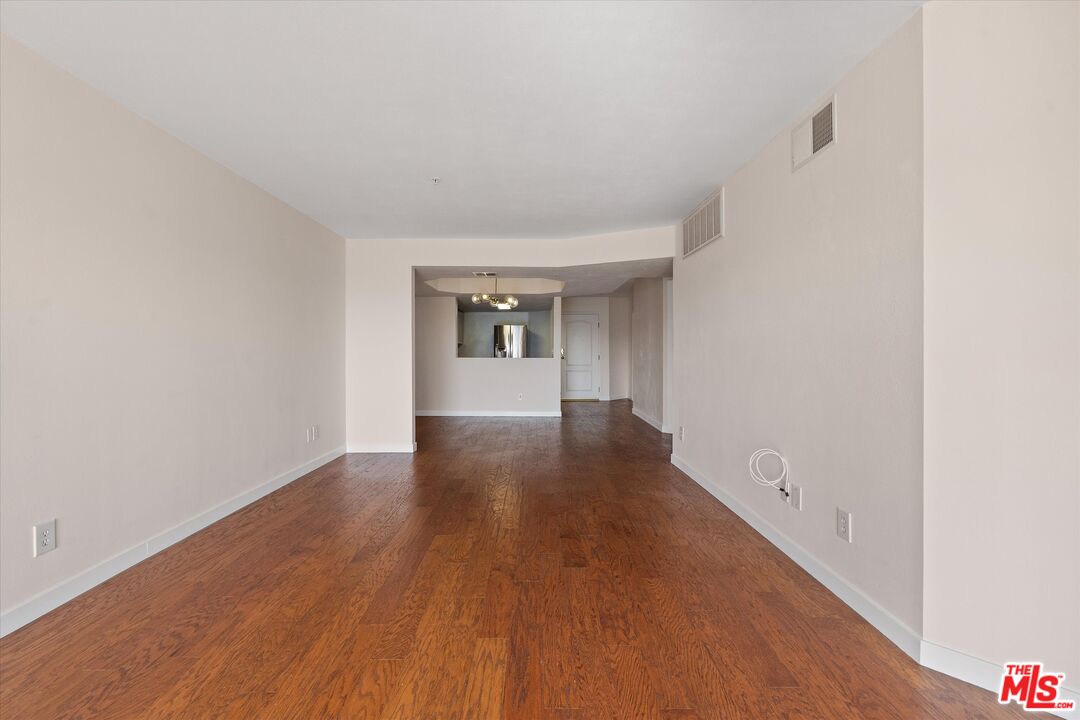 4755 Templeton St Unit: 2113