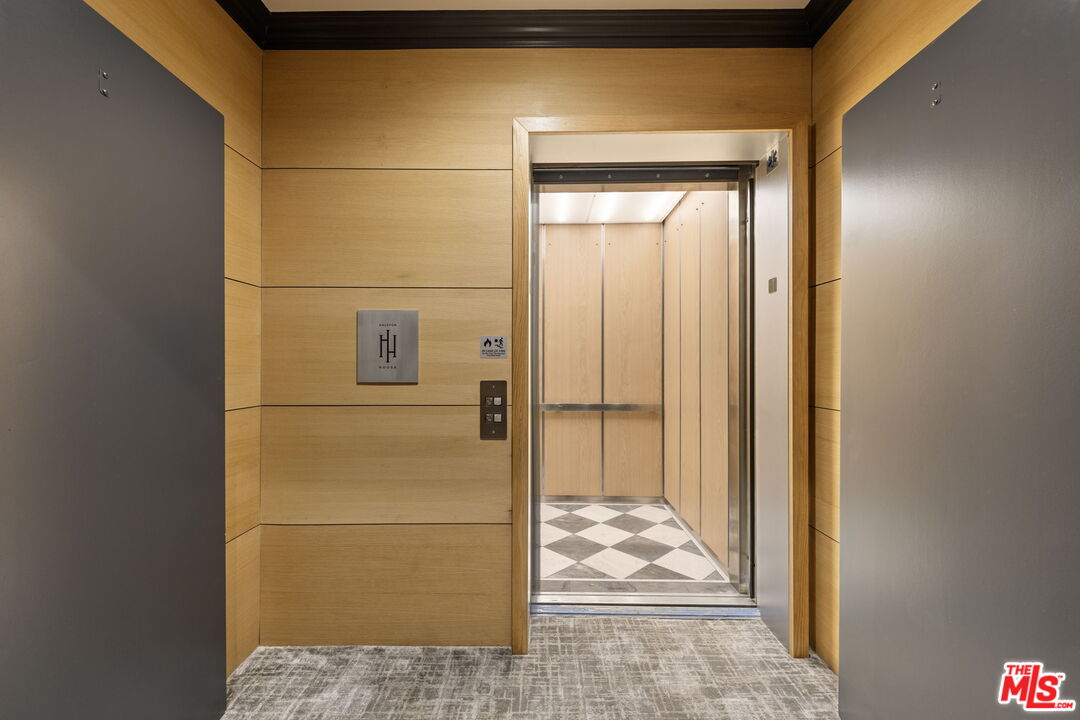 11923 Gorham Ave Unit: 101