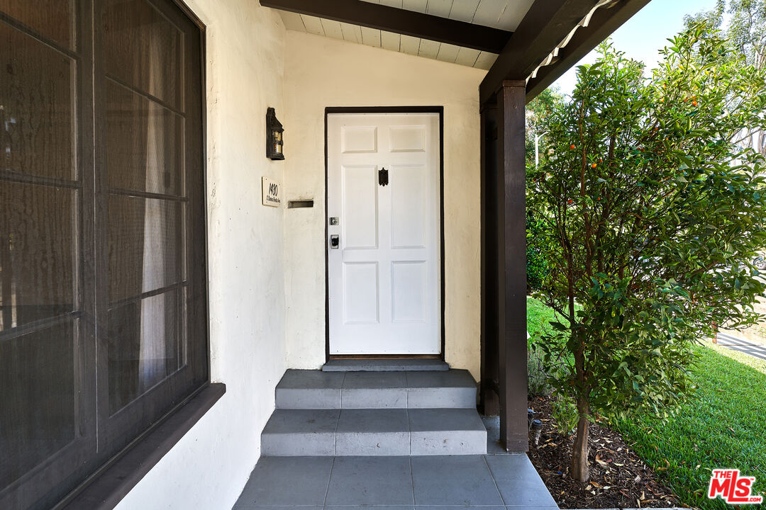 1430 S Sierra Bonita Ave