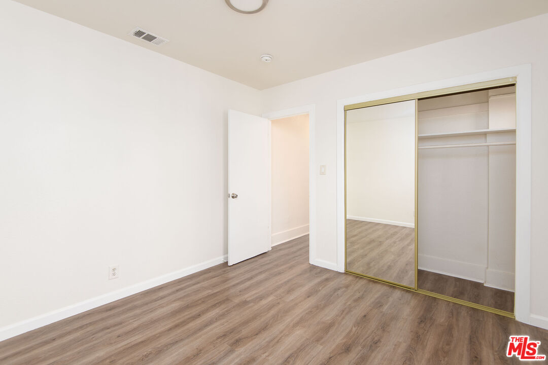 2132 S Cloverdale Ave