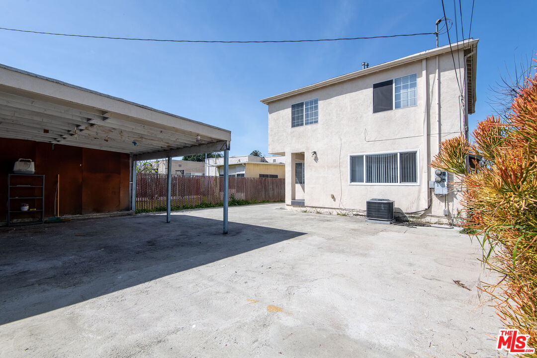 2134 S Cloverdale Ave