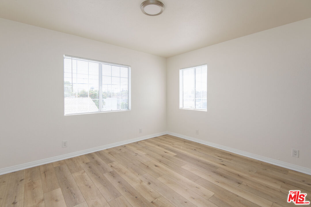 2134 S Cloverdale Ave