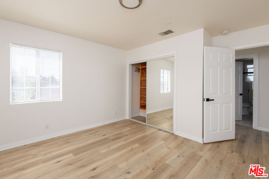 2134 S Cloverdale Ave