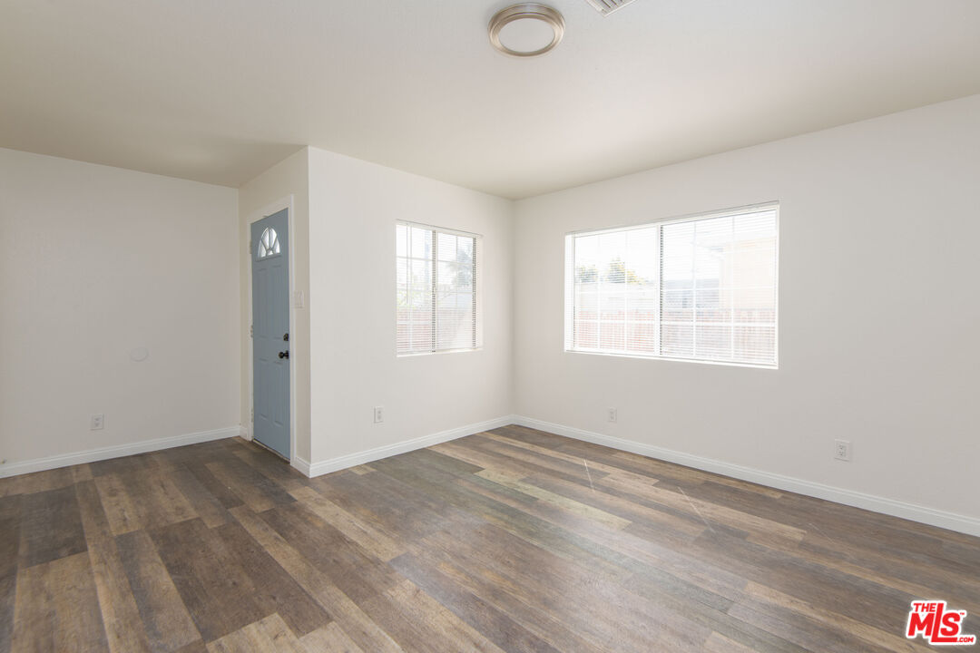 2134 S Cloverdale Ave