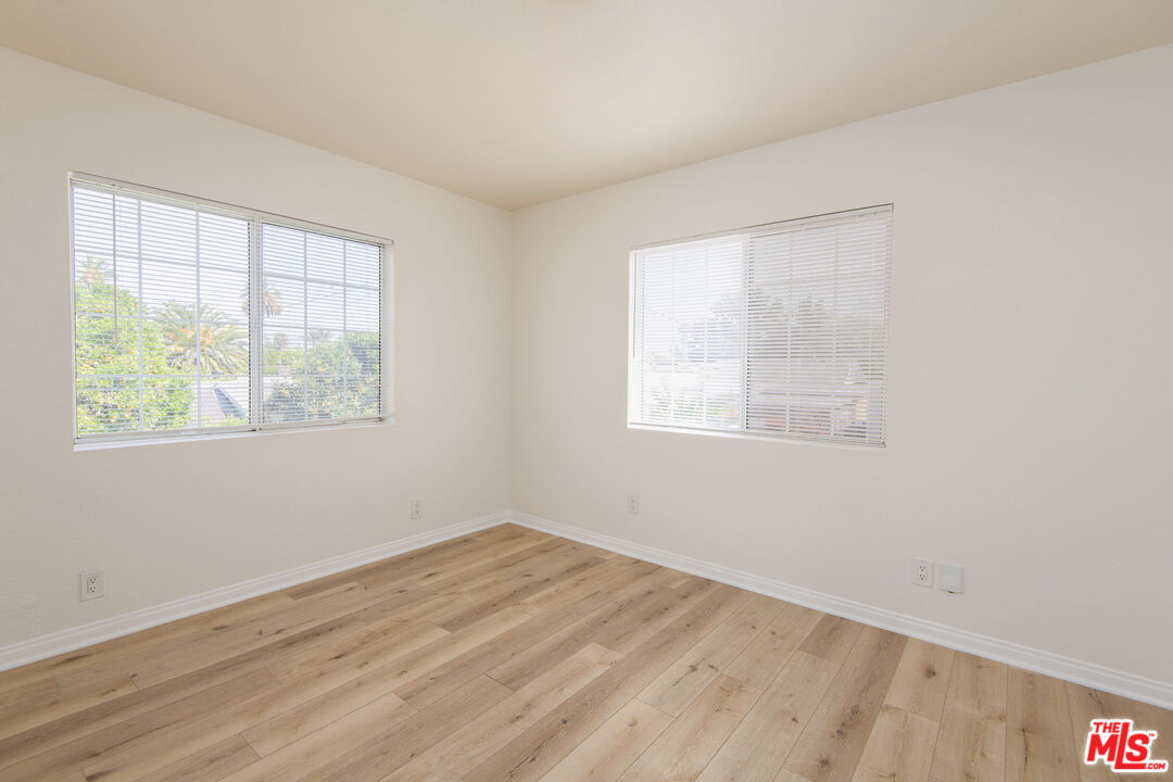 2134 S Cloverdale Ave