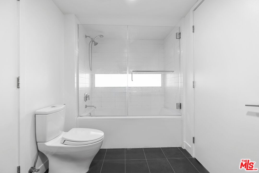 901 S Flower St Unit: 703