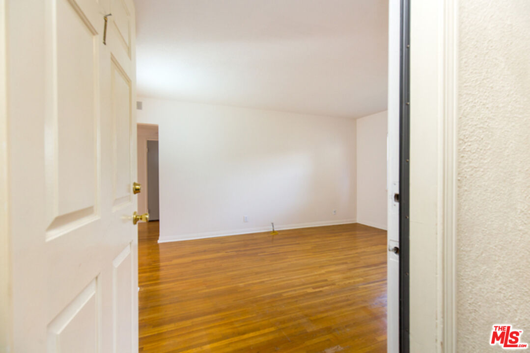 3613 Kalsman Dr Unit: 1