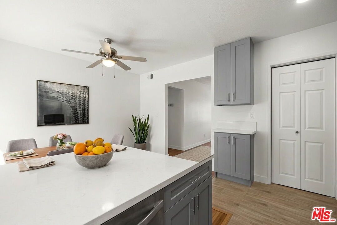 3613 Kalsman Dr Unit: 1