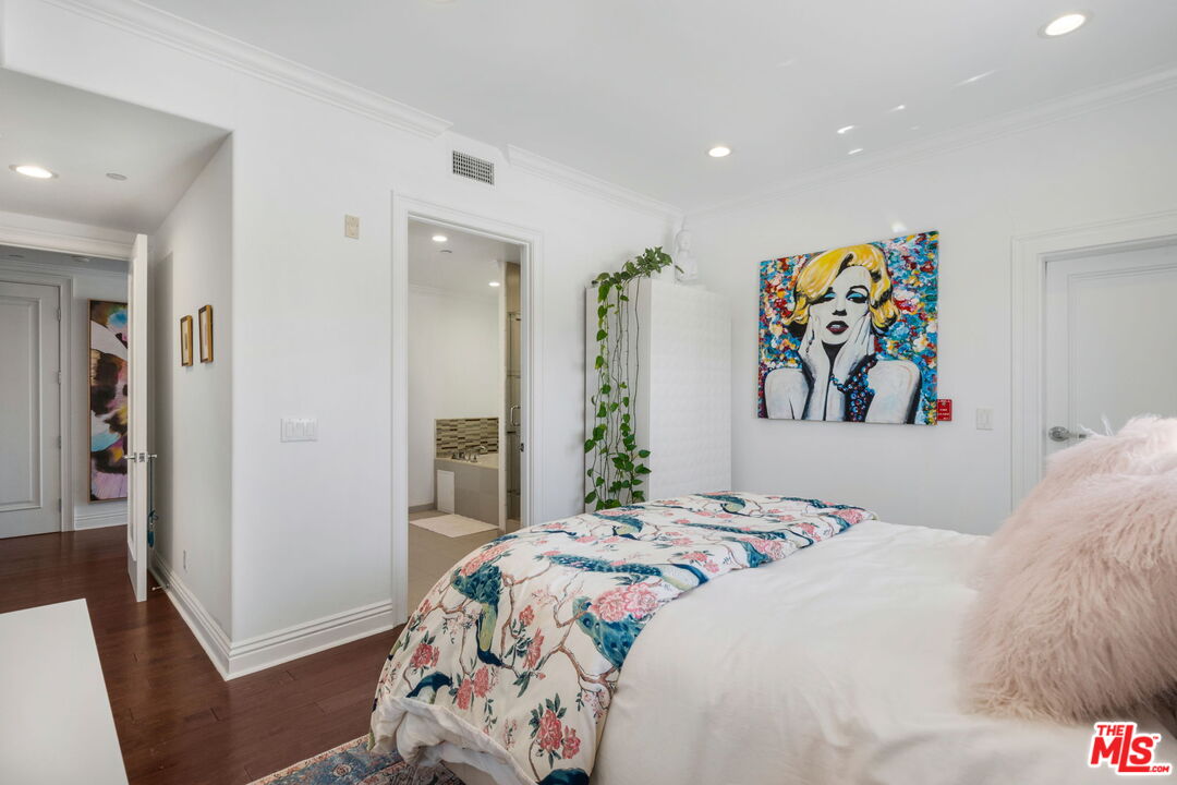 1316 Amherst Ave Unit: 402