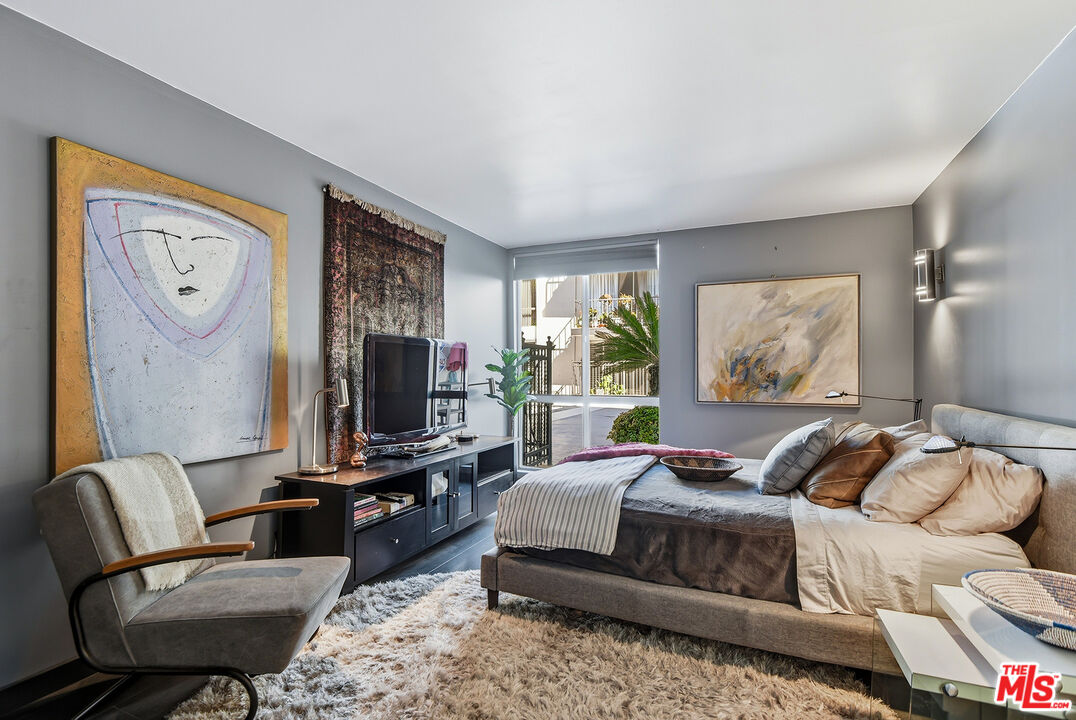 1351 N Crescent Heights Blvd Unit: 116