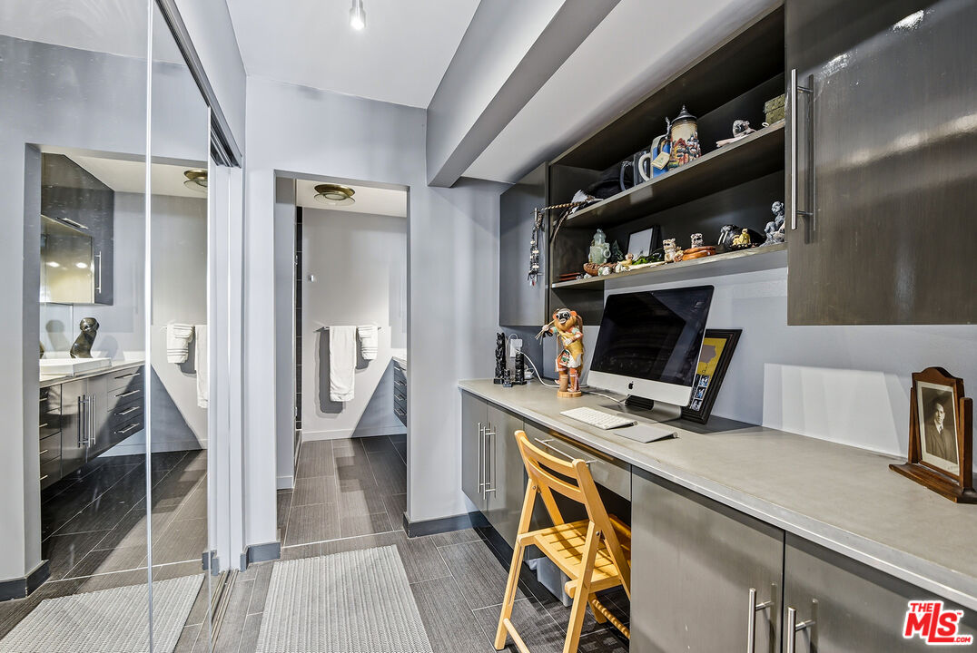 1351 N Crescent Heights Blvd Unit: 116