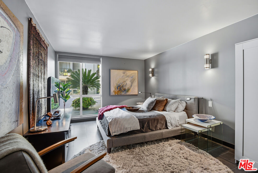 1351 N Crescent Heights Blvd Unit: 116