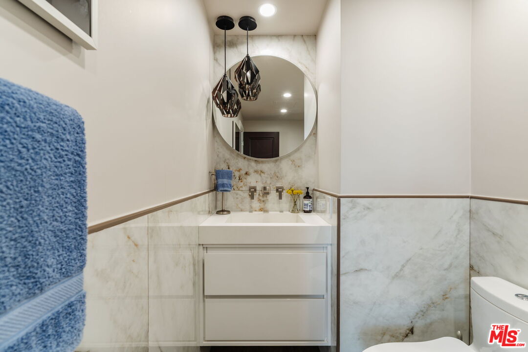 2170 E Century Park Unit: 1805