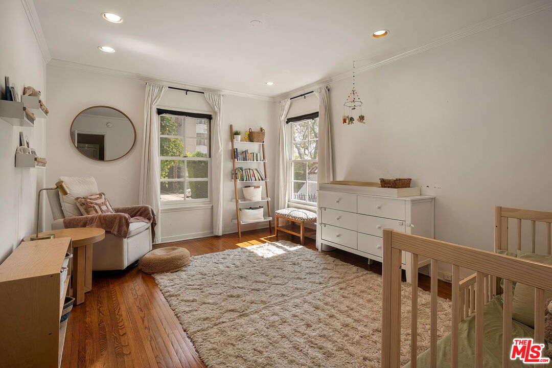 1321 N Hayworth Ave Unit: A