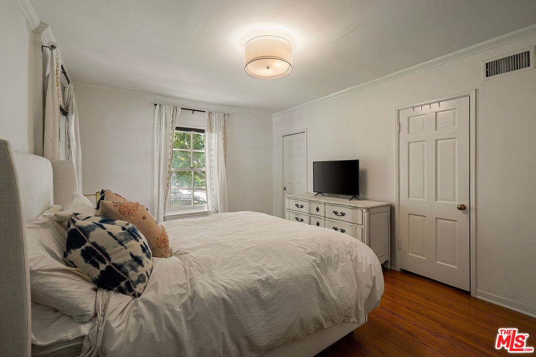 1321 N Hayworth Ave Unit: A
