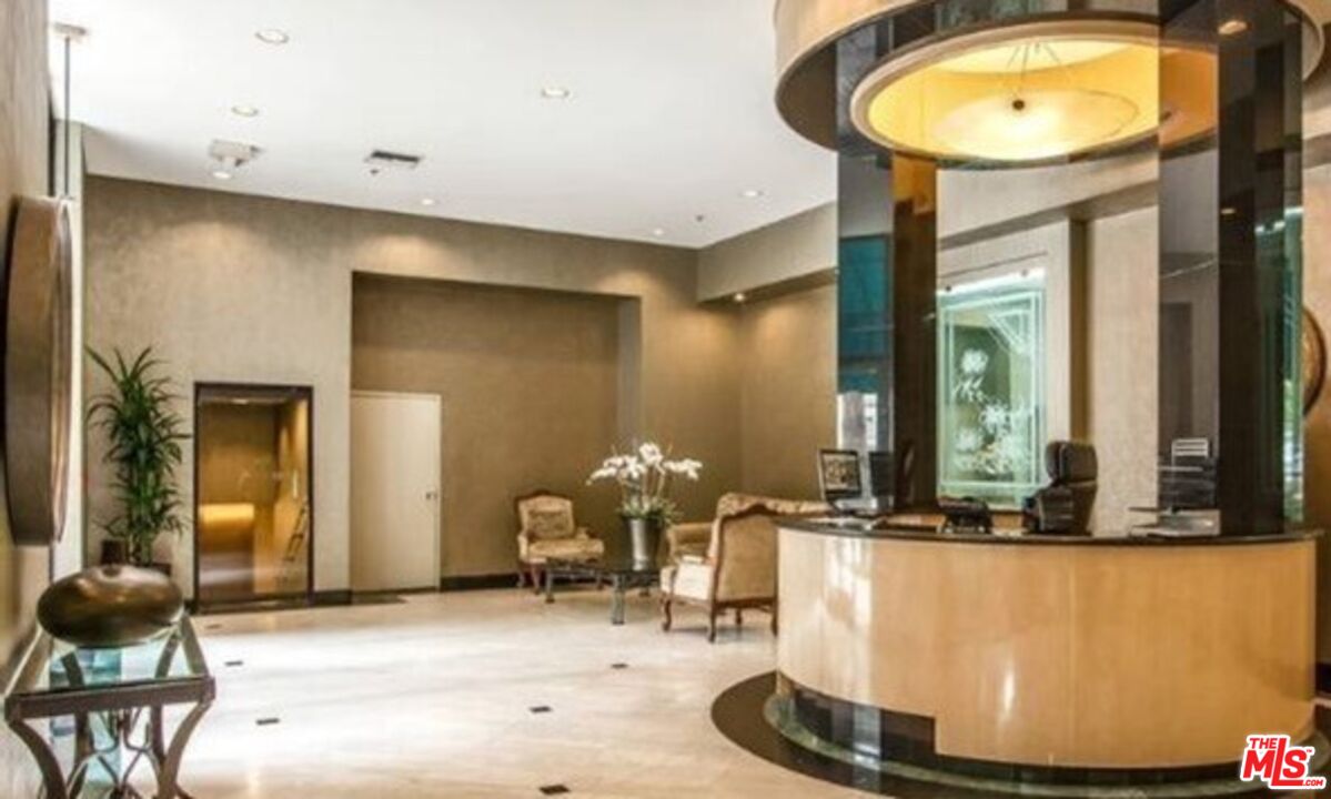10535 Wilshire Blvd Unit: 1210