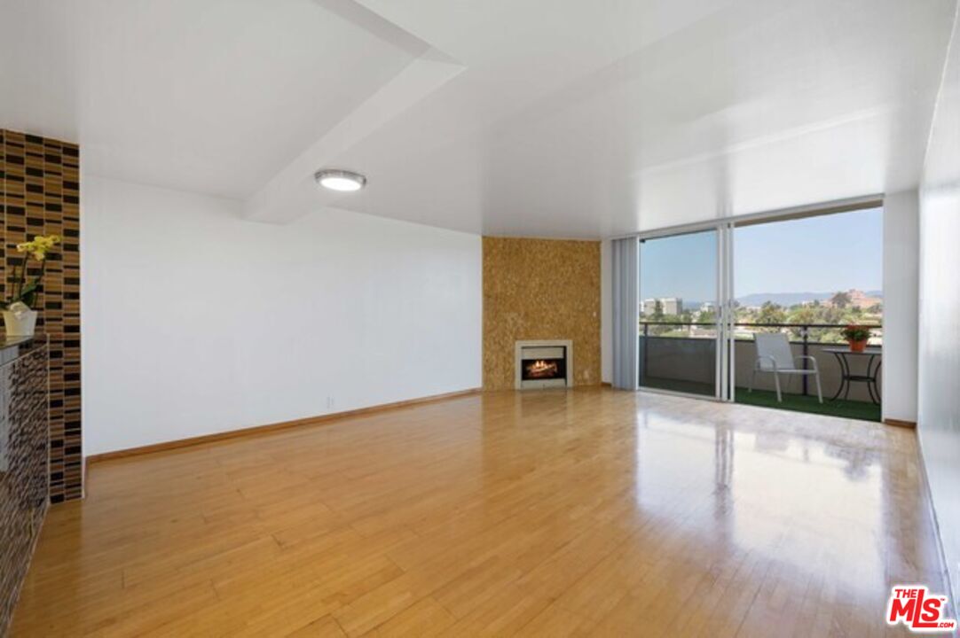 10535 Wilshire Blvd Unit: 1210