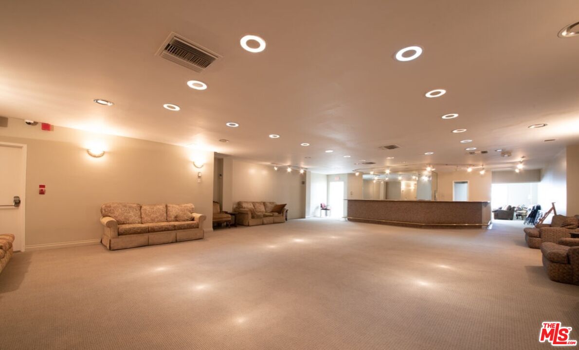 10535 Wilshire Blvd Unit: 1210
