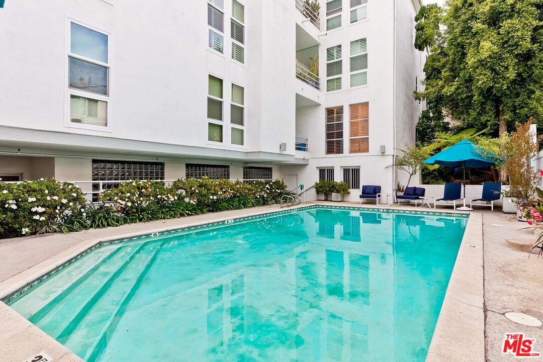 964 Hancock Ave Unit: 302