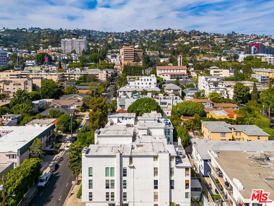 964 Hancock Ave Unit: 302