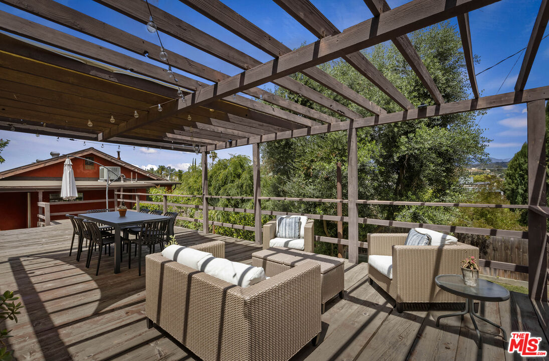 818 N Avenue 52