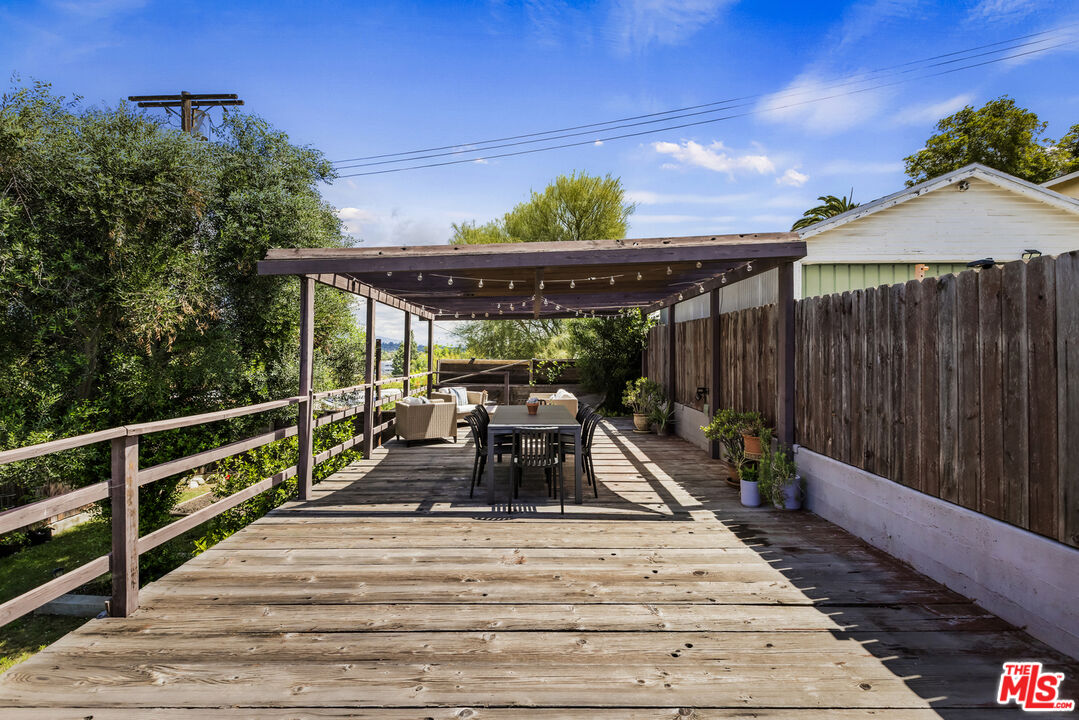 818 N Avenue 52