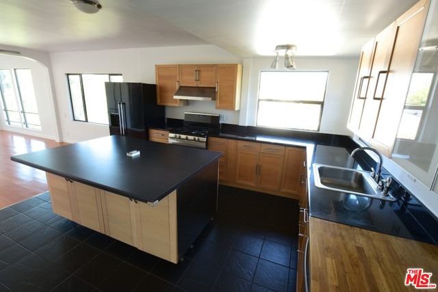 818 N Avenue 52
