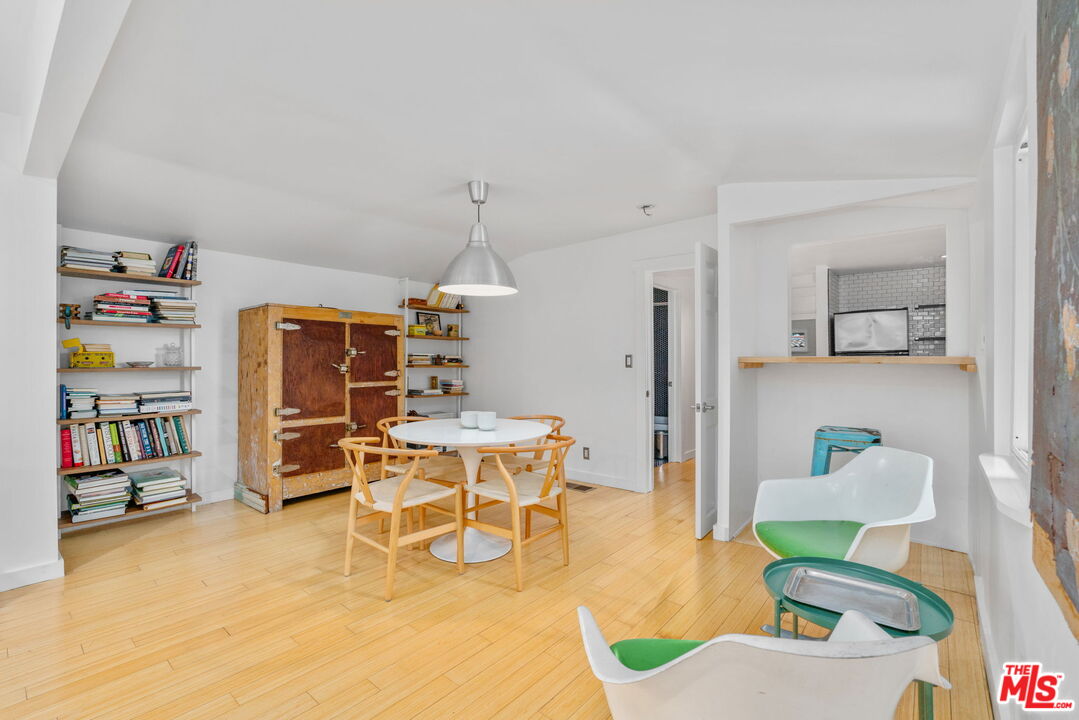 4511 Brunswick Ave