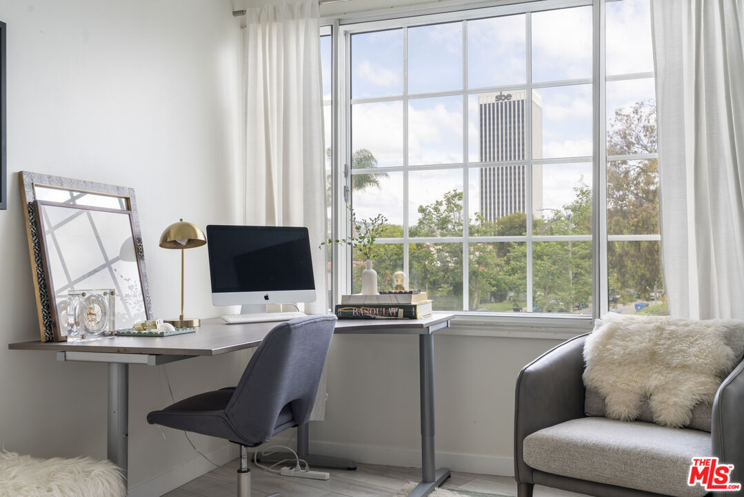 5848 W Olympic Blvd Unit: 102