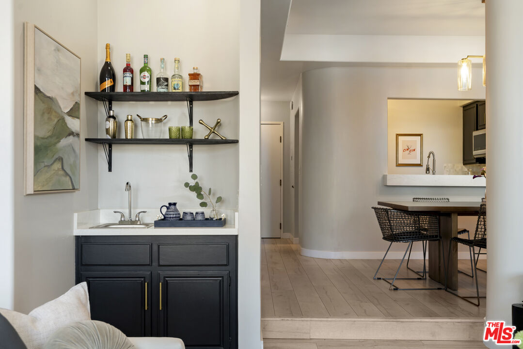 5848 W Olympic Blvd Unit: 102