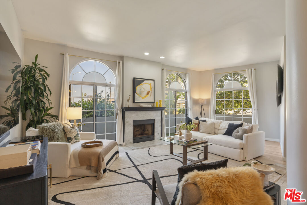 5848 W Olympic Blvd Unit: 102