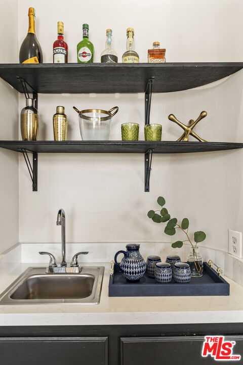 5848 W Olympic Blvd Unit: 102