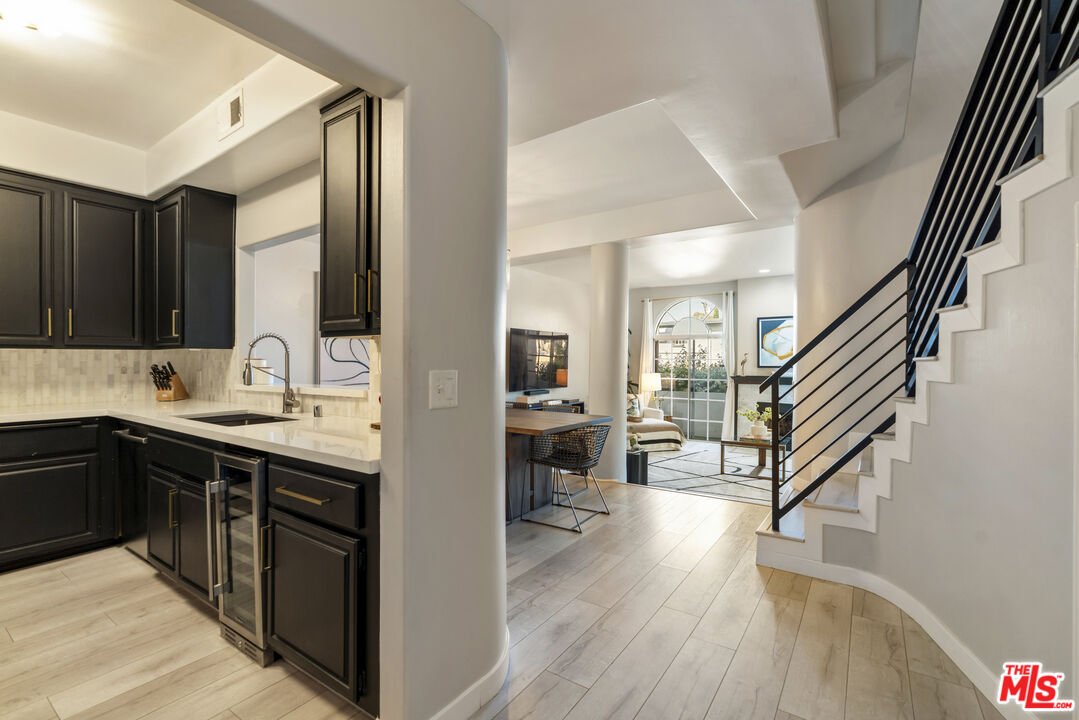 5848 W Olympic Blvd Unit: 102