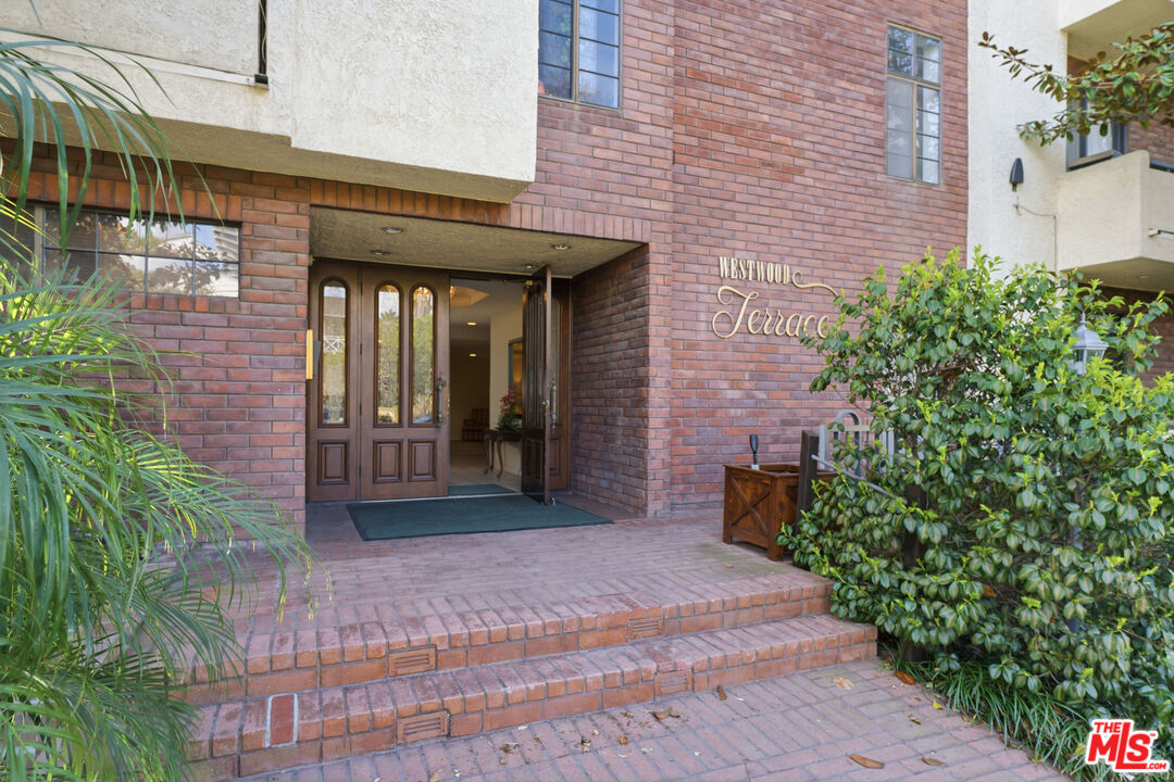 10794 Wilkins Ave Unit: 304