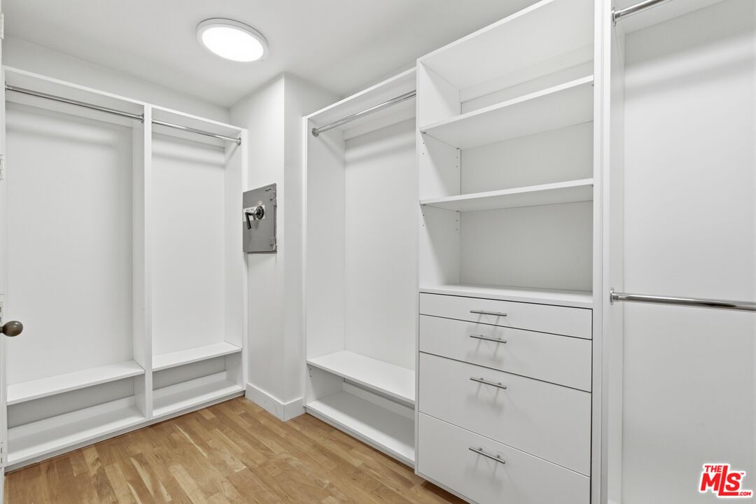 211 S Spalding Dr Unit: 107N