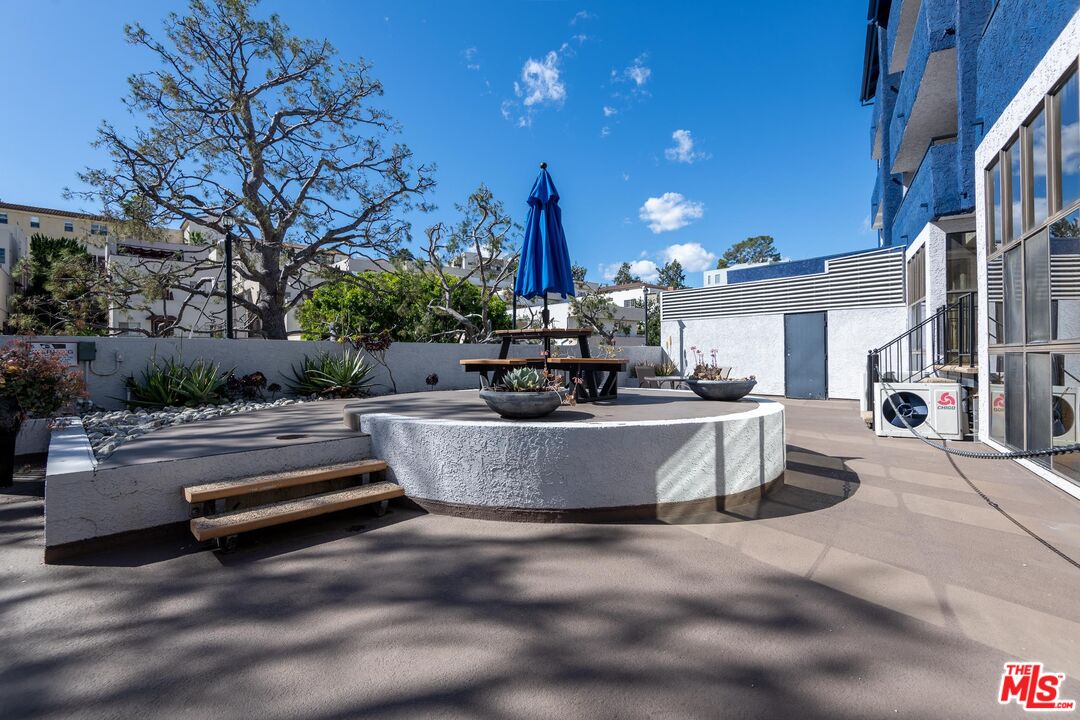 10982 Roebling Ave Unit: 538