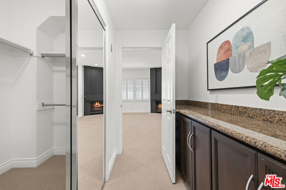 11636 Montana Ave Unit: 107