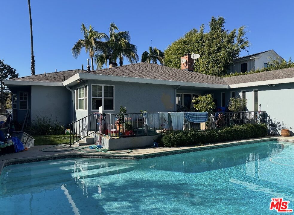 3050 Danalda Dr